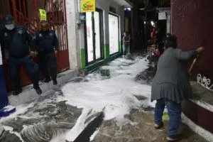 Guardia Nacional de México impide a haitianos comerciar en la frontera sur