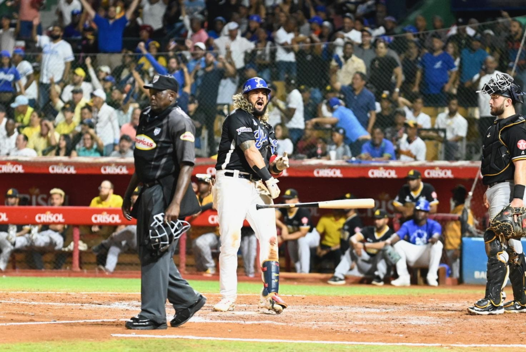 Jorge Alfaro está disponible para vestir franela dominicana en Serie del Caribe