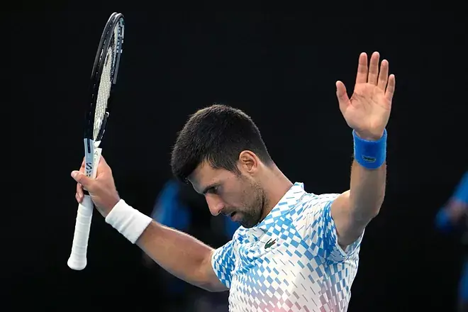 Djokovic avanza a las semifinales del Abierto de Australia