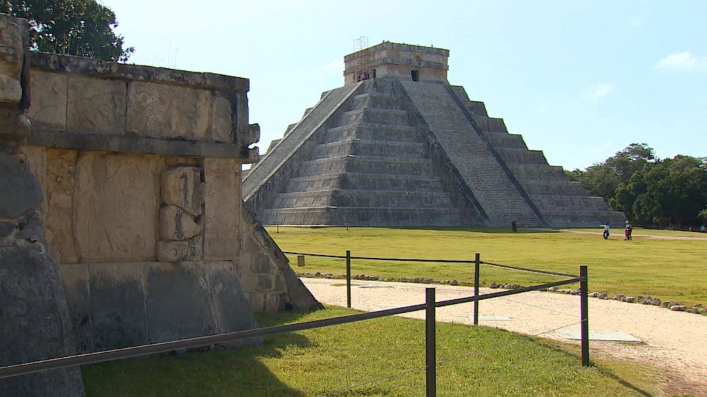 Retiran bloqueos en zona arqueológica de Chichén Itzá tras acuerdo entre el gobierno de México y comerciantes