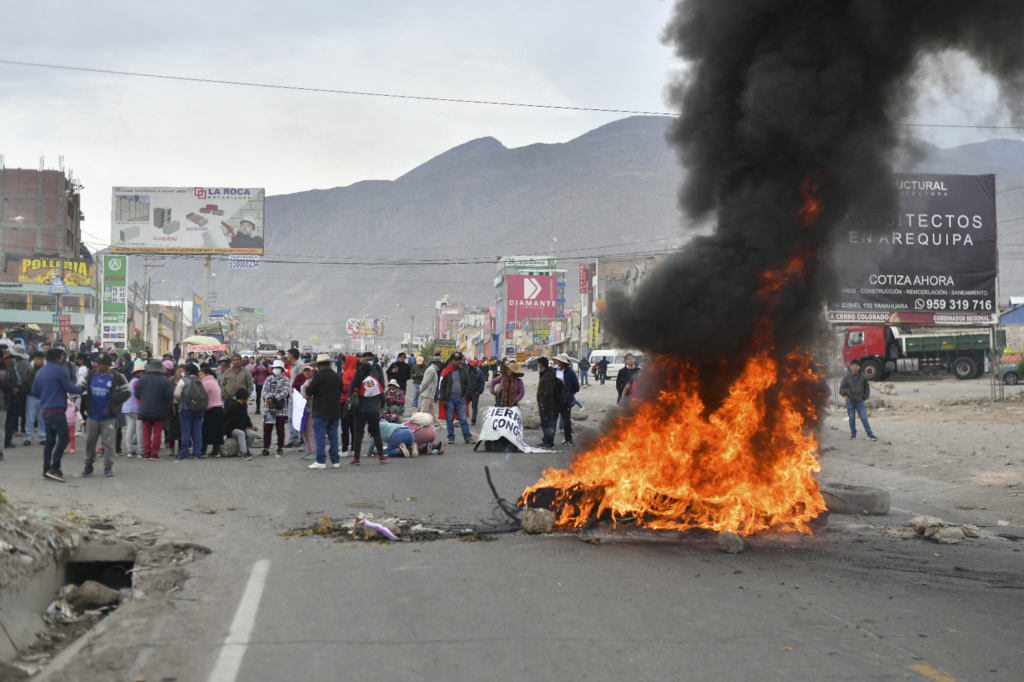 “Que no retornen los muertos vivientes”: emprendedores viven pesadilla por bloqueos y piden nuevos rostros en política