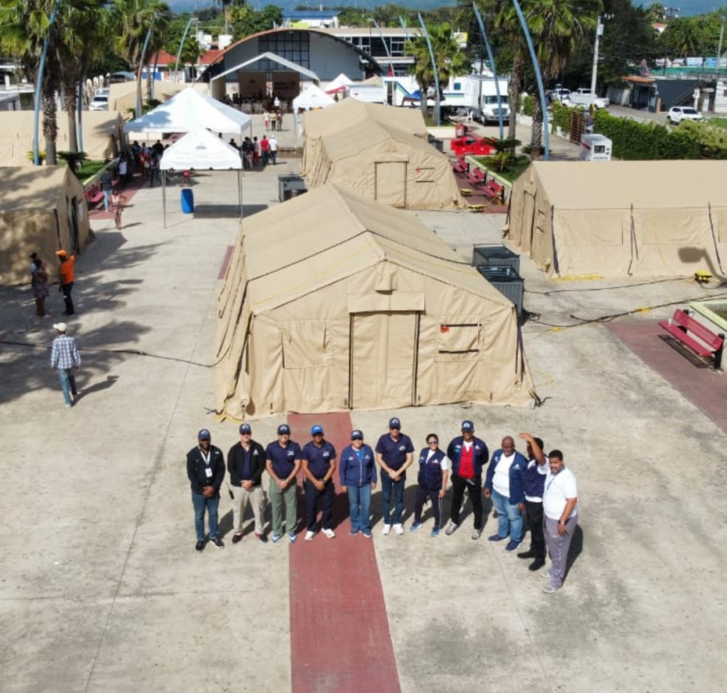 RD  tiene  equipo médico listo ante cualquier situación emergencia