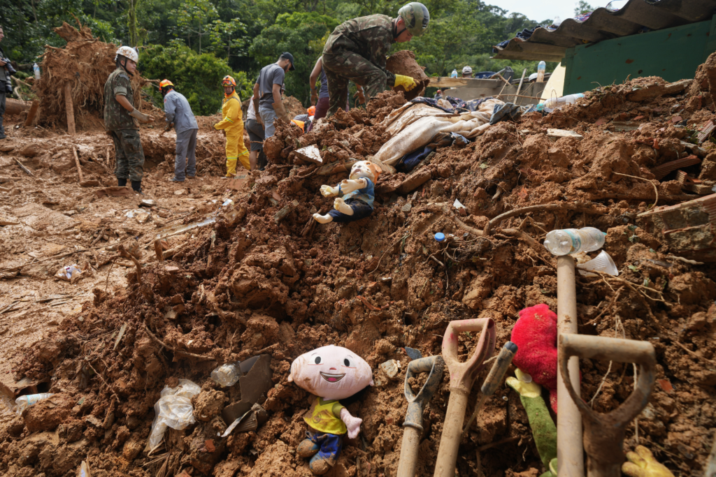 Brasil reportó que ya son 57 las víctimas fatales por las fuertes lluvias en San Pablo