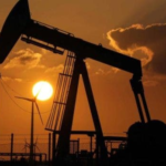 Petróleo de Texas cierra en 76,32 dólares el barril