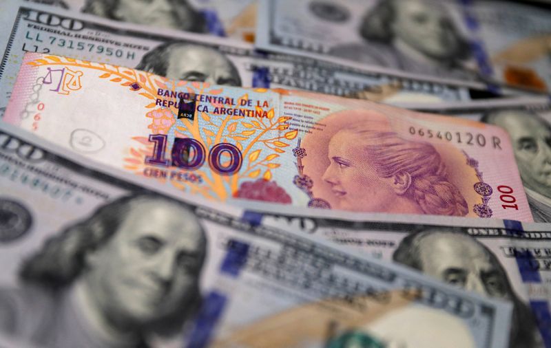 Dólar hoy en vivo: a cuánto abre este miércoles 8 de febrero y cuál es el precio minuto a minuto