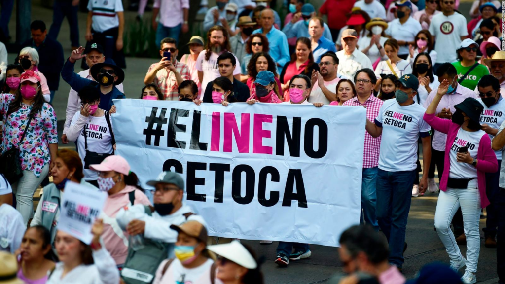 Lorenzo Córdova: El único pecado del INE es aplicar la Constitución y ejercer su autonomía