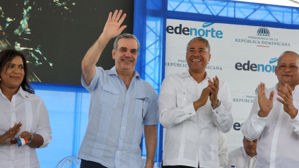 Abinader entrega obras construidas por Edenorte en Monseñor Nouel