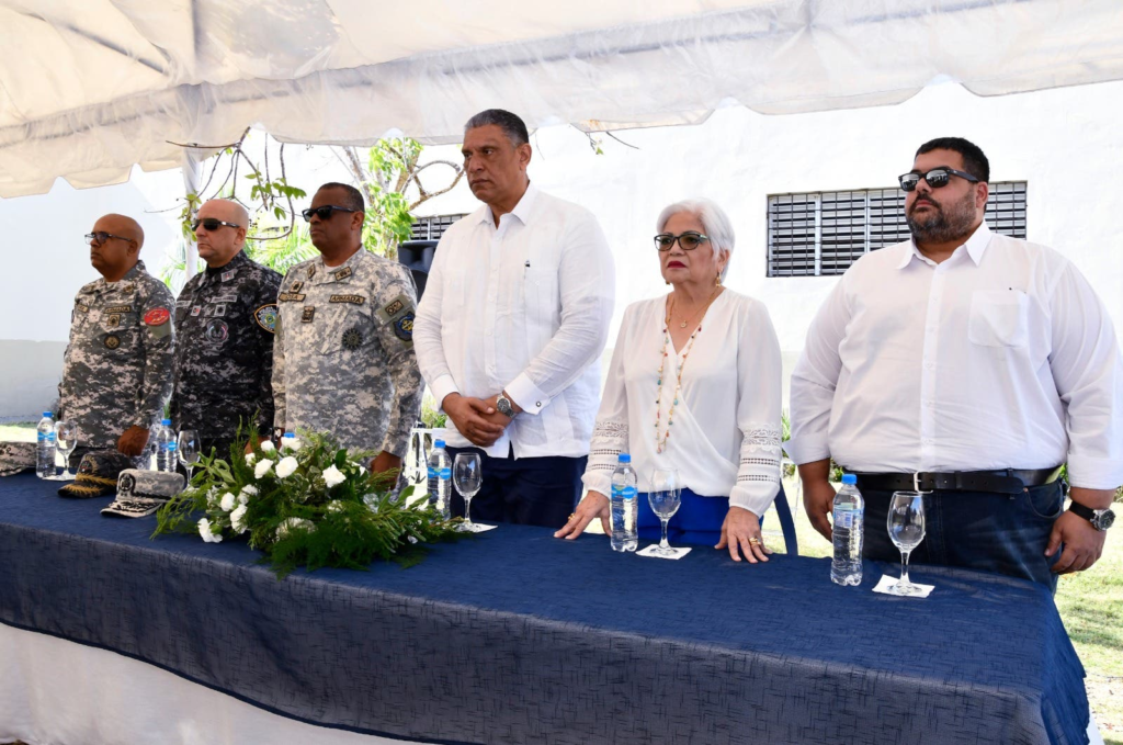 Interior y Policía recibe instalaciones para nuevo centro de formación agentes