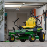 Más allá de los tractores: John Deere tiene ahora un cortacésped eléctrico (eso sí: cuesta 6.000€)