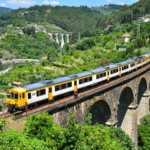 Renfe llama a una puerta que parecía cerrada desde hace unos cuantos años: la de Lisboa