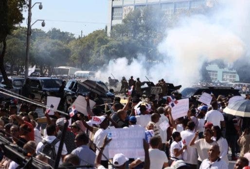 Rechazan protestas contra las AFP