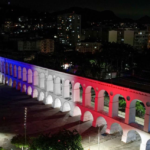 Consulado ilumina Arcos de Lapa en Río de Janeiro con colores de bandera dominicana