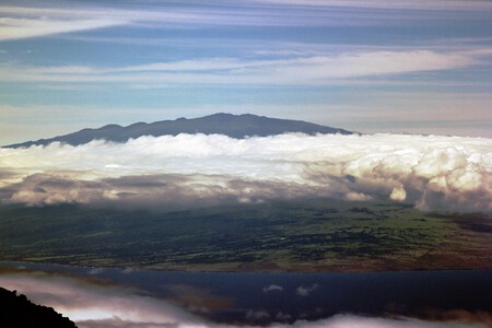 Decidir cuál es montaña más alta del planeta es una cuestión de criterio: Mauna Kea, el volcán que disputa el trono del Everest