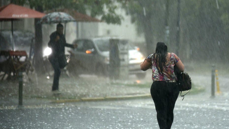 COE aumenta a tres las provincias en alerta amarilla por vaguada