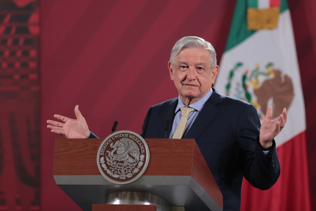 Comisión de Relaciones Exteriores del Congreso de Perú declara persona non grata al presidente de México