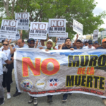 Comerciantes y residentes reclaman demolición de muro autopista de San Isidro