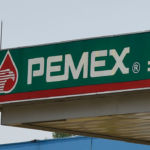 Pemex reconoce derrame de crudo en el golfo de México, aunque niega que sea masivo