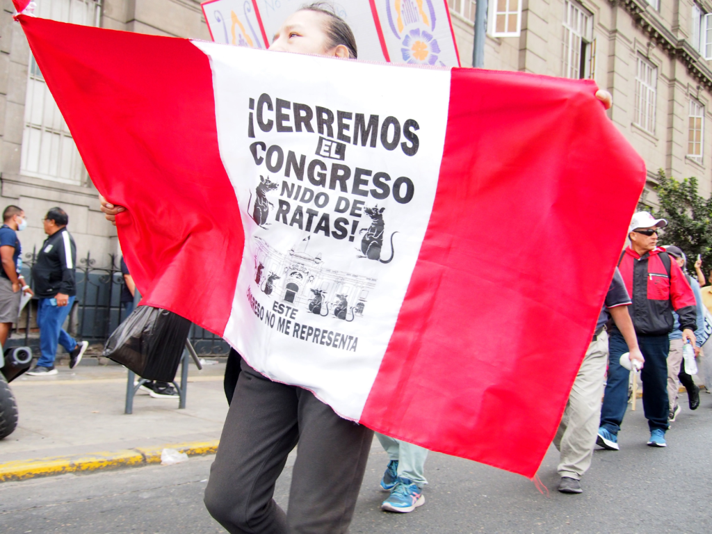 Denuncian un centenar de detenidos durante las protestas coincidiendo con las Fiestas Patrias de Perú