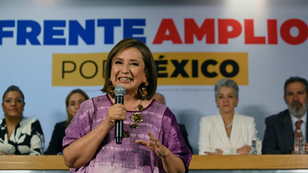 ¿Quién es Xóchitl Gálvez, la aspirante a candidata del Frente Amplio por México?