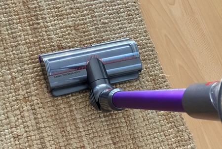 Dyson Gen5 Detect, análisis: su láser convierte la limpieza doméstica en un adictivo placer