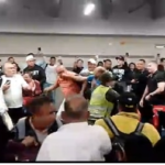 Se armó tremenda pelea en el aeropuerto de Barranquilla por retrasos en los vuelos: todo quedó en video