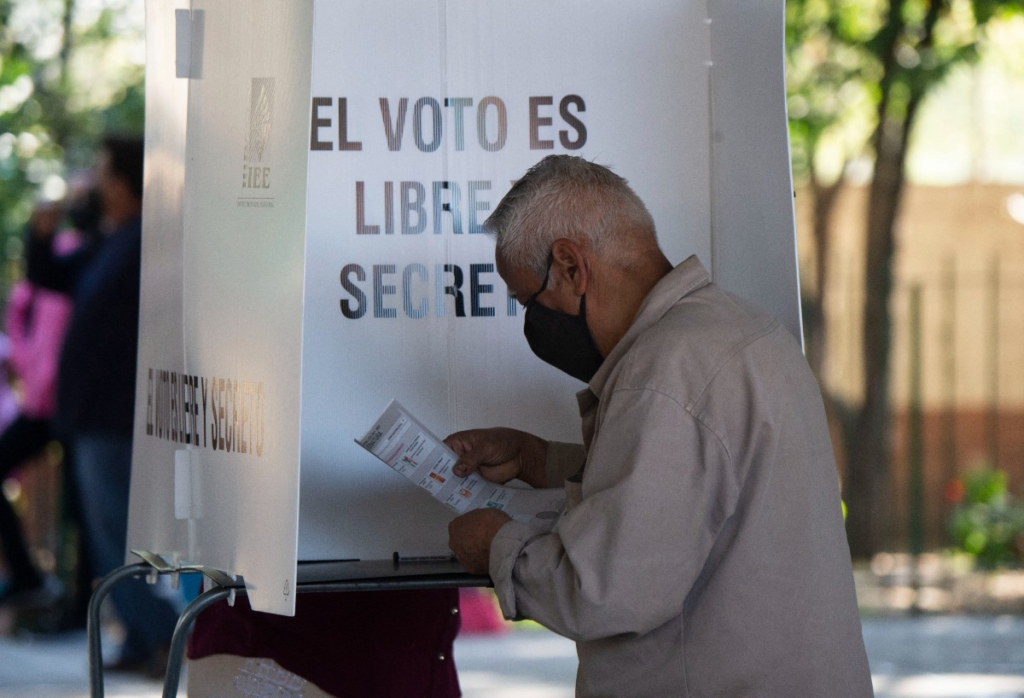 ¿Quién es favorito para ganar las elecciones en México 2024? Esto dicen las encuestas