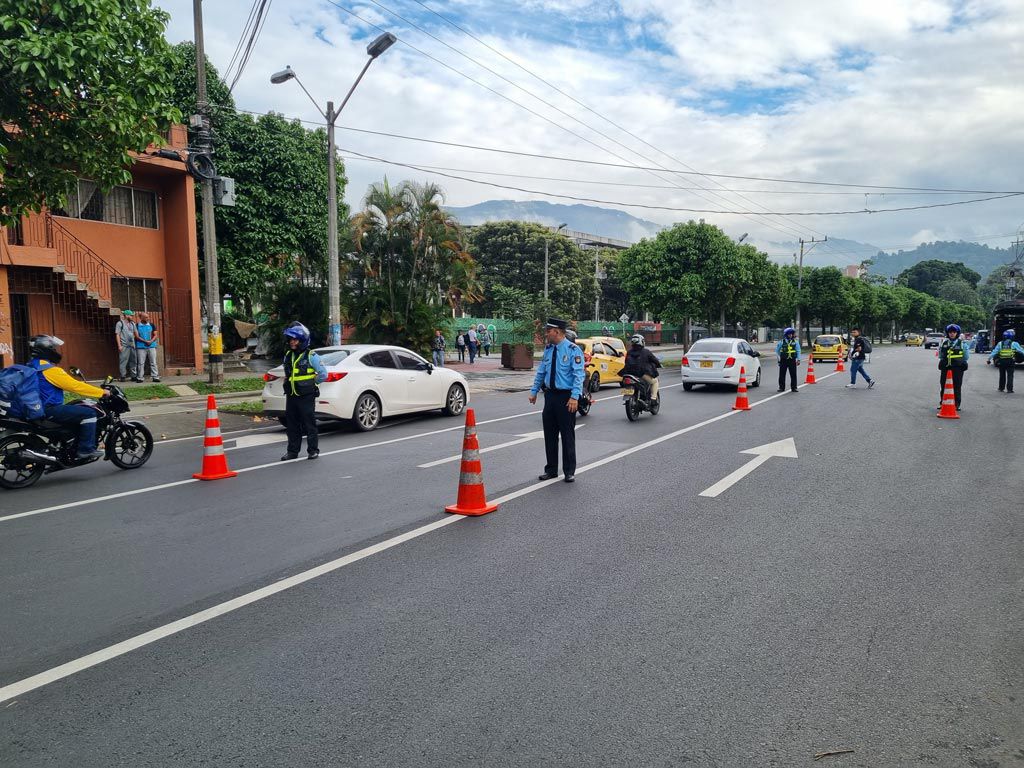 “Boletearán” conductores que alteren su placa en Medellín: infractores pagarían hasta 9 años de prisión