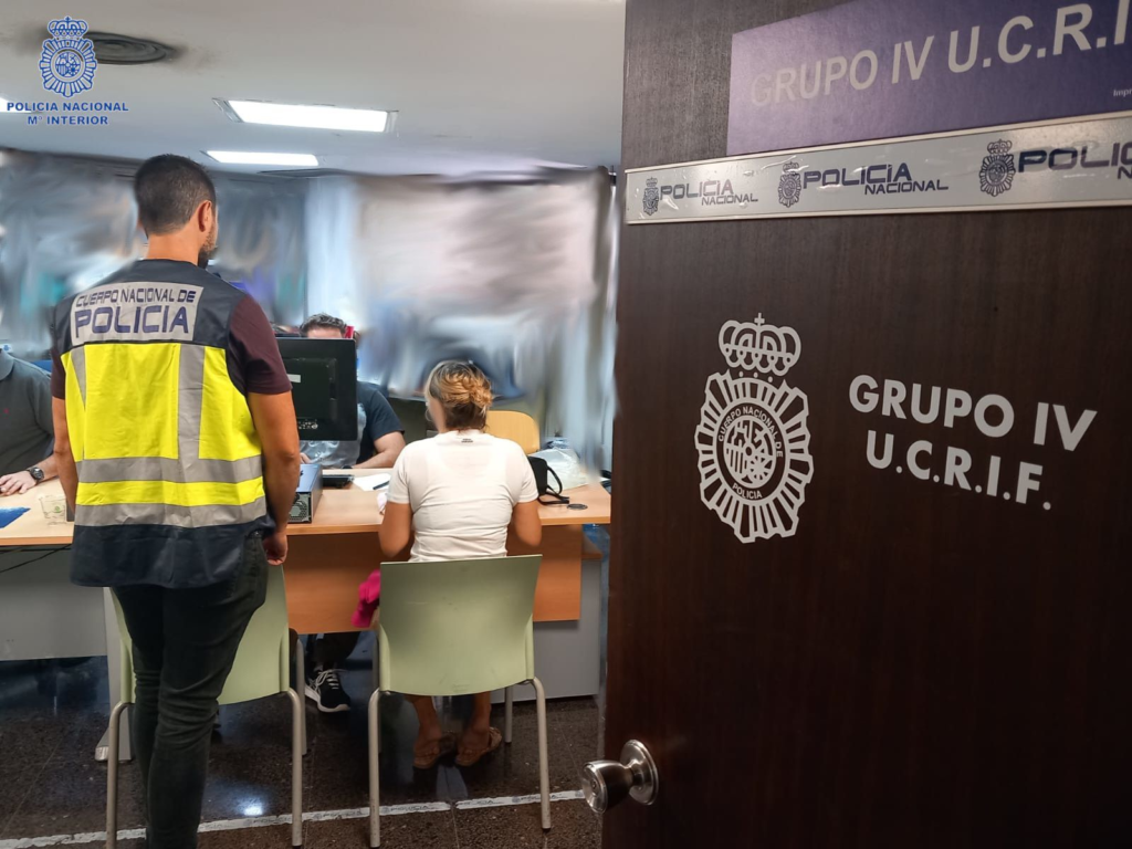 Liberan a tres mujeres obligadas a prostituirse en un piso de Palma