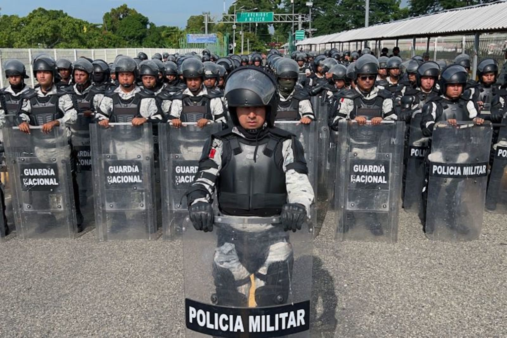 Mientras México toma medidas enérgicas contra los migrantes, el presidente Andrés Manuel López Obrador gana influencia ante Washington