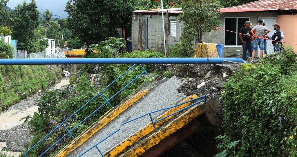 Autoridades identifican 24 fallecidos por las lluvias del fin de semana