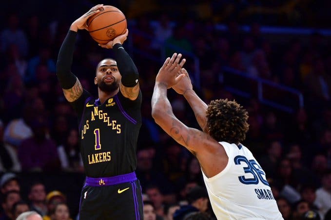 Lakers vencen a Memphis y llevan tres victorias seguidas