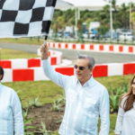 Presidencia y Alcaldía del Distrito entregaron ayer el Paseo Marítimo