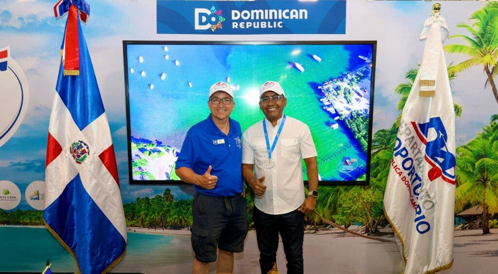 El país exhibe bondades de la aviación privada dominicana en feria de EE. UU.