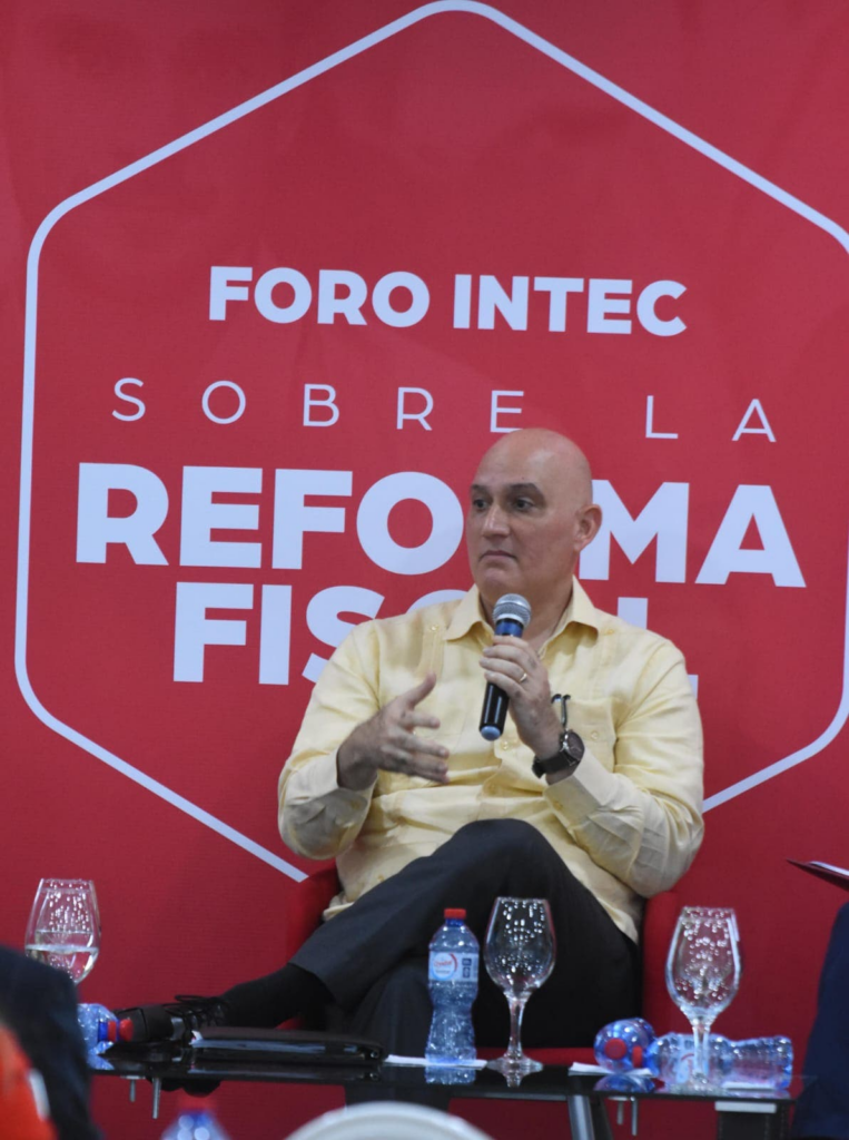 Ministro de Economía afirma que reforma fiscal aportará a sostener el crecimiento económico y potenciar su impacto en el bienestar