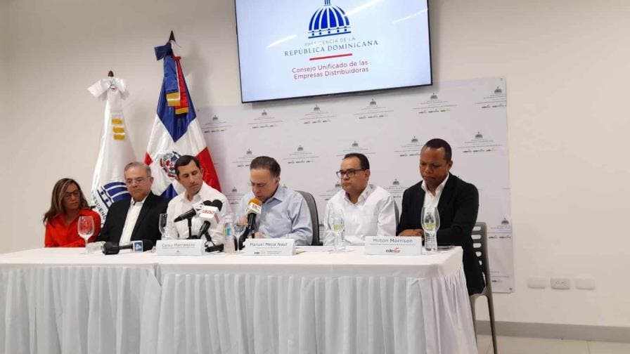 Huracán Beryl provocó salida 1,229 megavatios del sistema eléctrico