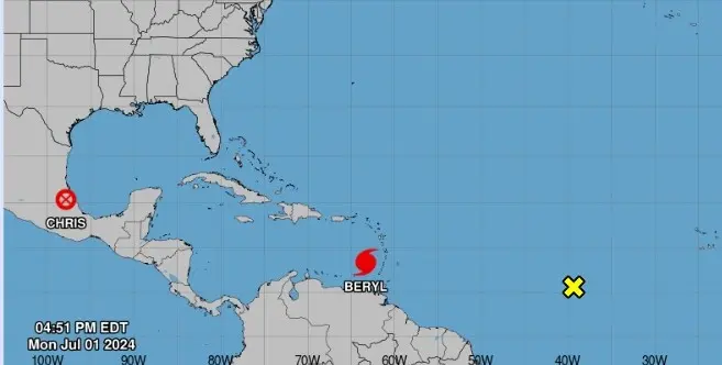 Presidente Abinader se reunirá esta noche con organismos de emergencia por huracán Beryl