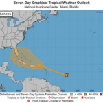 COE eleva a 11 las provincias en alerta por la incidencia de una activa onda tropical y una vaguada