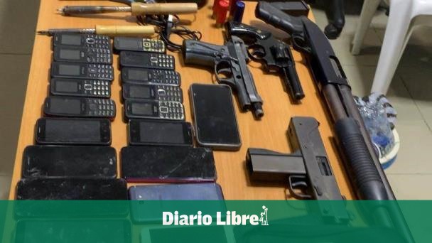 Decomisan armas de guerra en allanamiento en La Romana