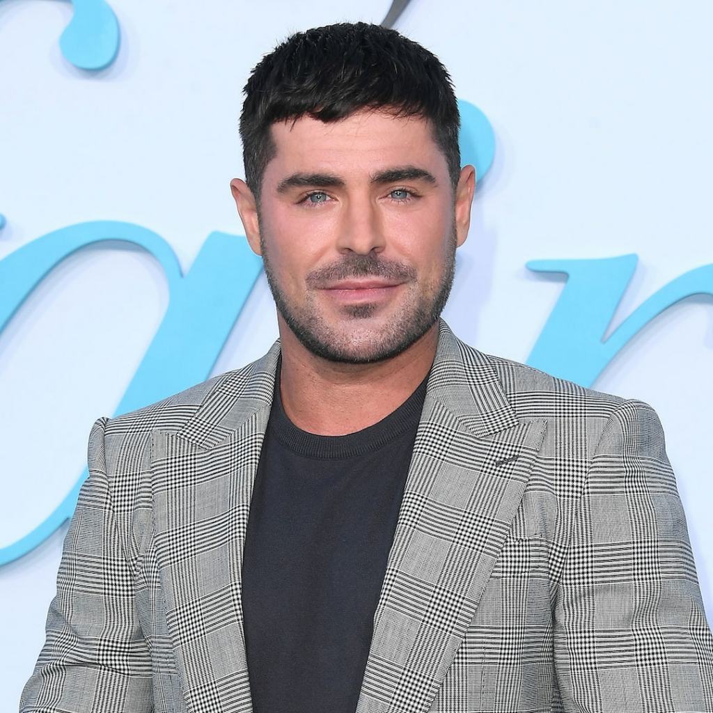 Zac Efron hospitalizado tras incidente en una piscina en Ibiza