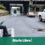 Por la autopista Las Américas hay que transitar con cuidado