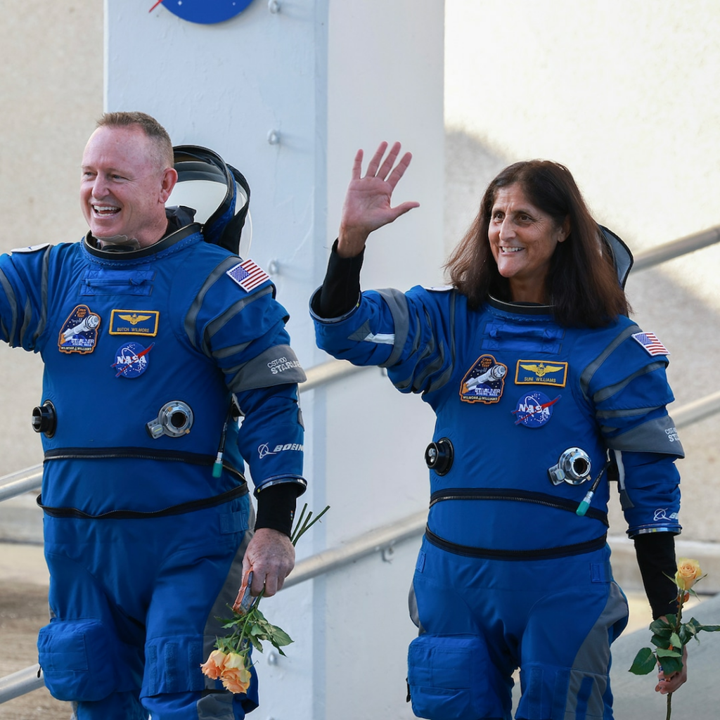 Dos astronautas atrapados en el espacio después de que una misión de 8 días saliera mal