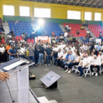 Cientos acuden a la jornada Bancarizar es Patria en San Carlos