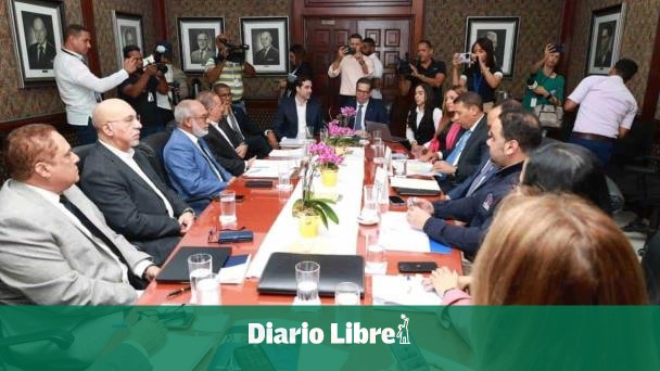 Comisión aspira anunciar hoy un acuerdo sobre la ley DNI