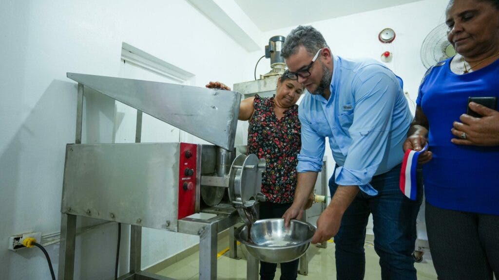 Apoya chocolatería en provincia Duarte