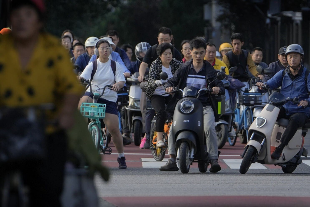 China eleva la edad de jubilación, que está entre las más bajas entre las grandes economías