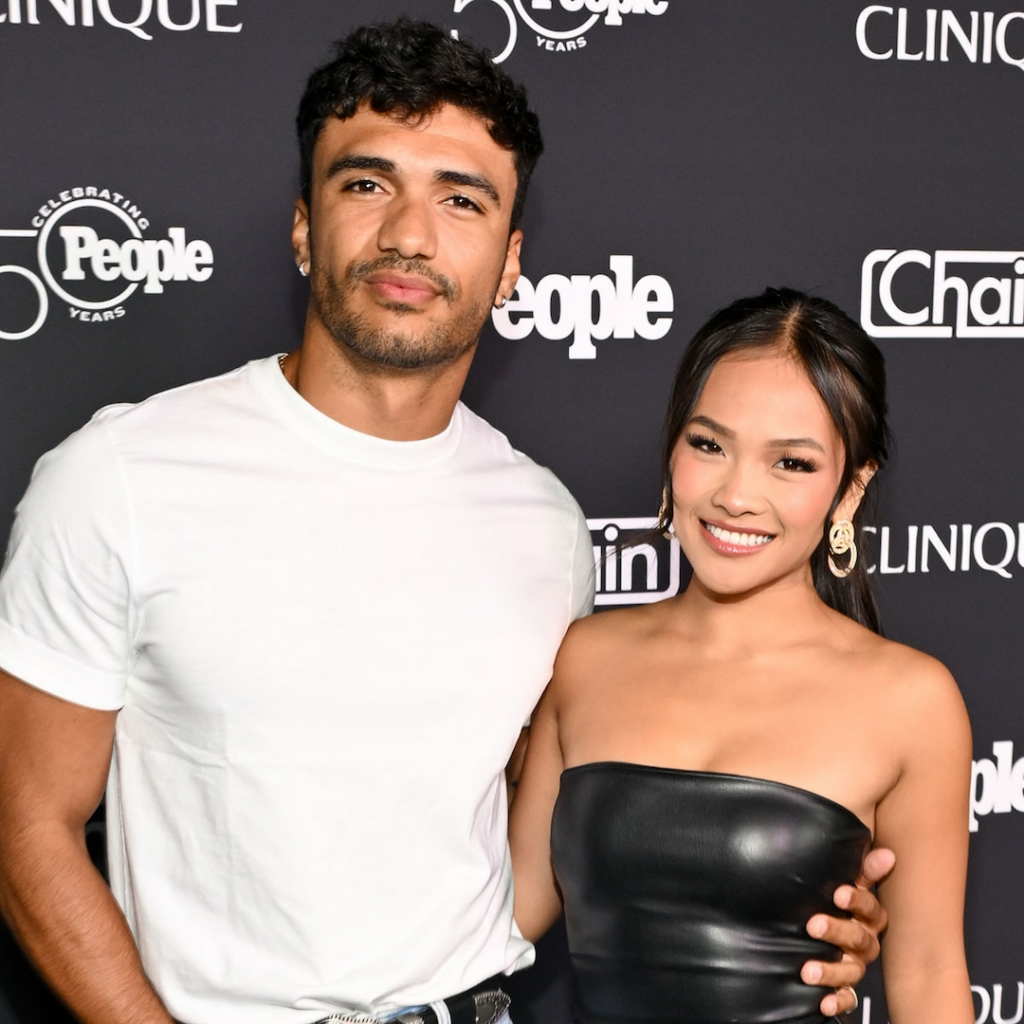 Jenn Tran y Jonathon Johnson de The Bachelorette se presentan en medio de rumores