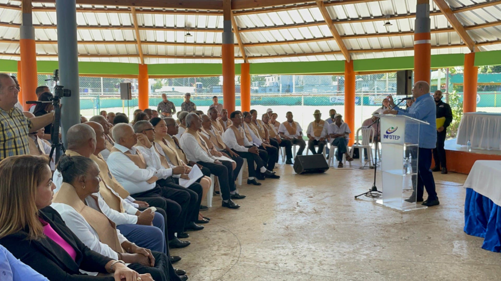 Graduó técnicos producción agro