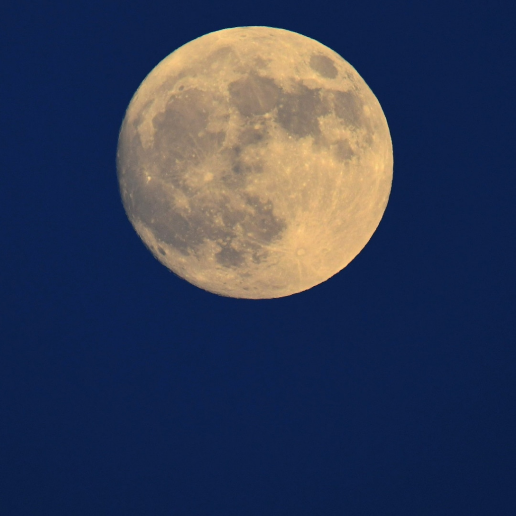 La Tierra tendrá otra luna en su órbita: qué significa eso