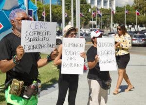 Vistas por reforma atraen a cientos al Congreso e intensifican debates