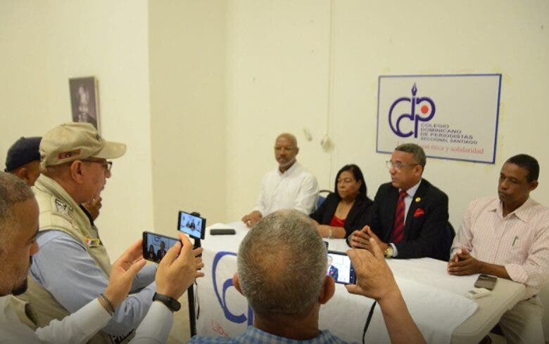 Gremios de la comunicación reiteran llamado protesta para este domingo